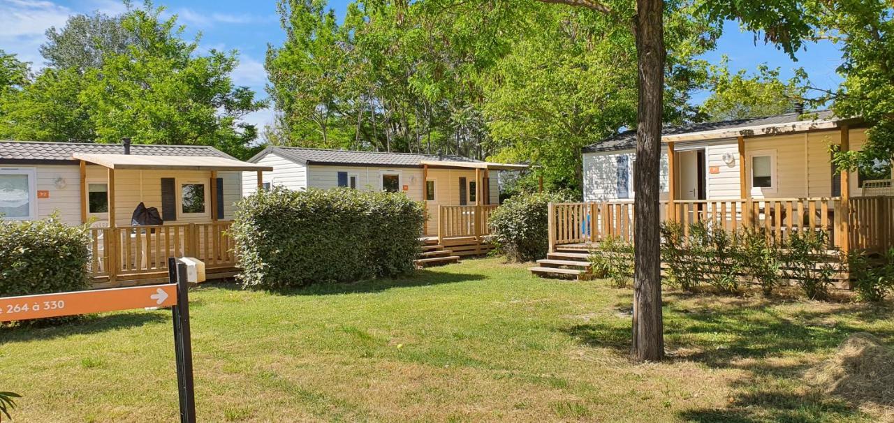 Mobil Home Climatise 6 Personnes La Roque-d'Antheron Exterior foto